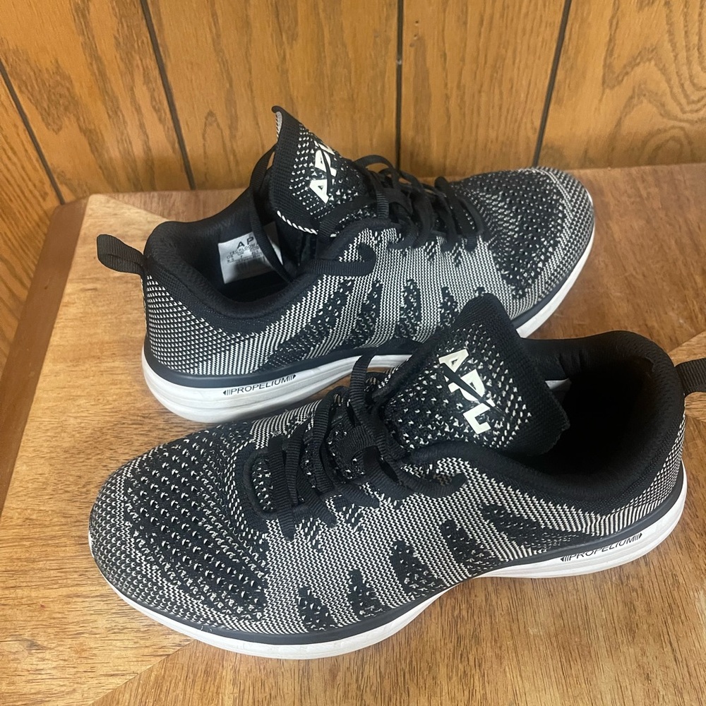 APL" TechLoom Athletic Propulsión Labs - Picture 7 of 12